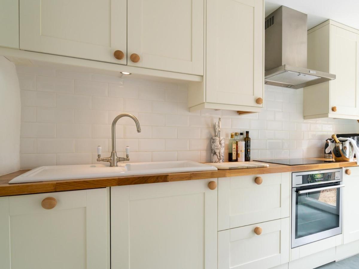Pass The Keys Stunning 17th Century 3 Bedroom Chipping Campden