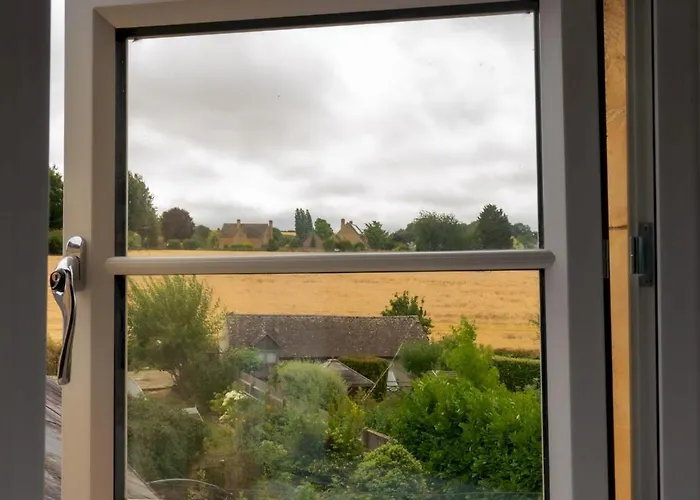 Pass The Keys Stunning 17Th Century 3 Bedroom Cottage