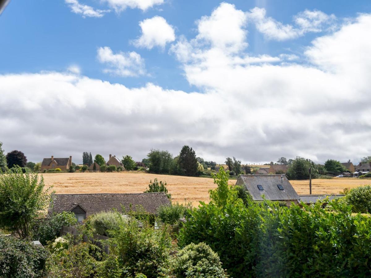 Pass The Keys Stunning 17th Century 3 Bedroom *